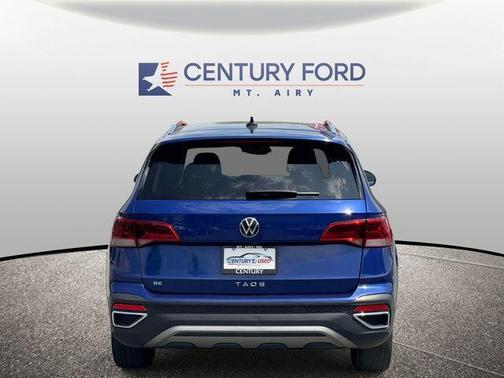 Blue Dusk 2024 Volkswagen Taos 1.5T SE