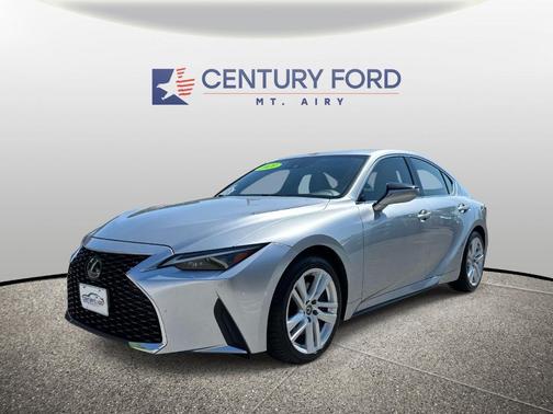 Iridium 2021 Lexus IS 300 Base