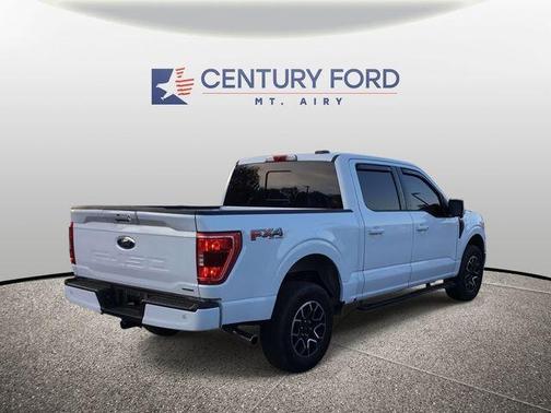 Oxford White 2023 Ford F-150 XLT