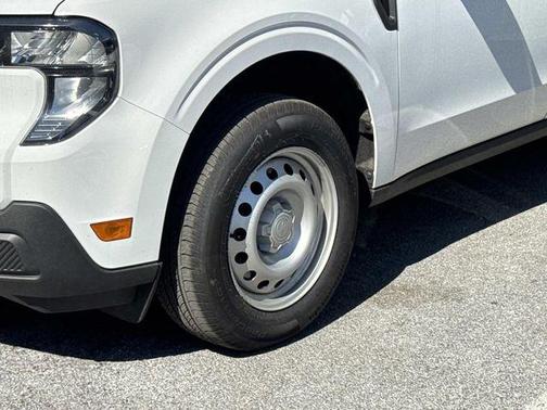 Oxford White 2026 Ford Maverick XL