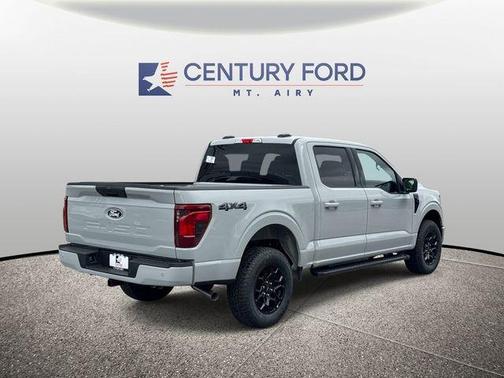 Avalanche 2026 Ford F-150 XLT