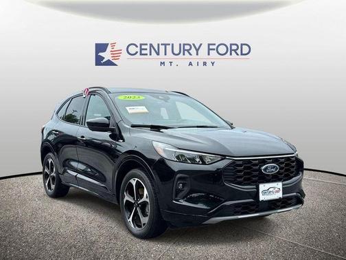 Black Metallic 2023 Ford Escape ST-Line Select