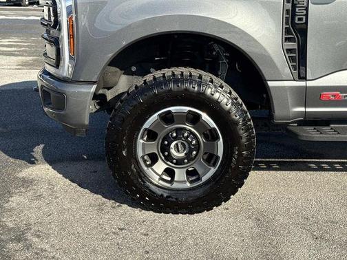 2024 Ford F-350 Lariat Super Duty