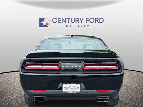 Pitch Black Clearcoat 2018 Dodge Challenger R/T