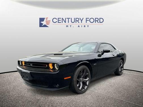 Pitch Black Clearcoat 2018 Dodge Challenger R/T