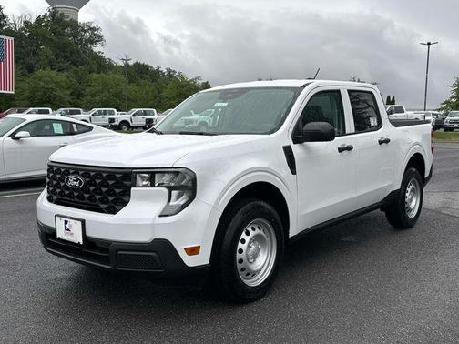 Oxford White 2026 Ford Maverick XL