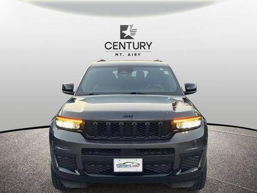 2022 Jeep Grand Cherokee L Laredo