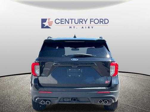 Black Metallic 2020 Ford Explorer ST