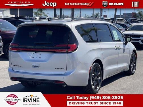 2026 Chrysler Pacifica Limited