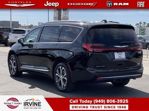 2026 Chrysler Pacifica Pinnacle
