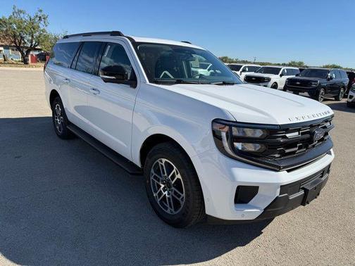 2025 Ford Expedition Max Active 4x2