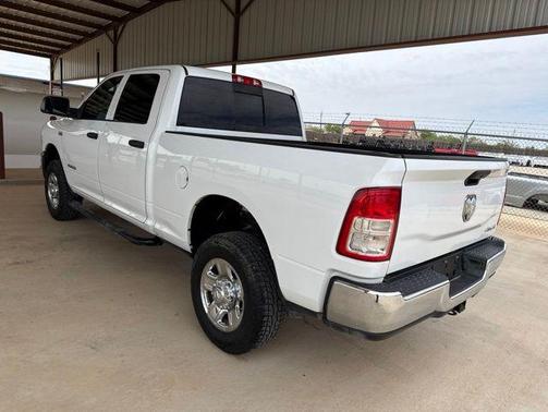 Bright White Clearcoat 2022 RAM 2500 Tradesman Crew Cab 4x4 6'4' Box