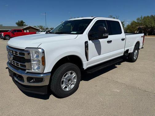 2026 Ford F-350 XLT