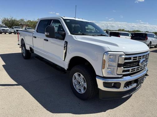 2026 Ford F-350 XLT