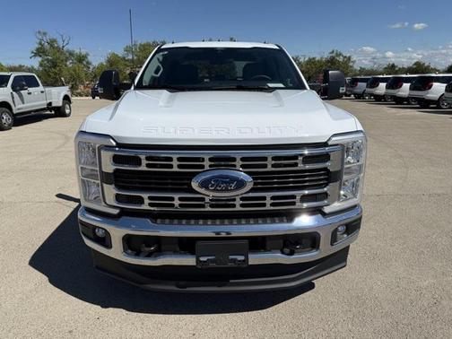 2026 Ford F-350 XLT