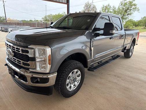 Carbonized Gray Metallic 2024 Ford F-350 XLT