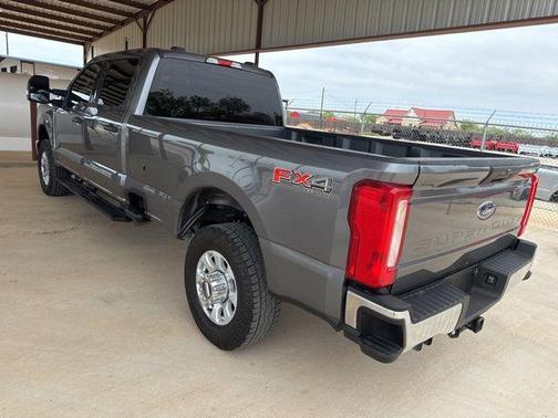 Carbonized Gray Metallic 2024 Ford F-350 XLT