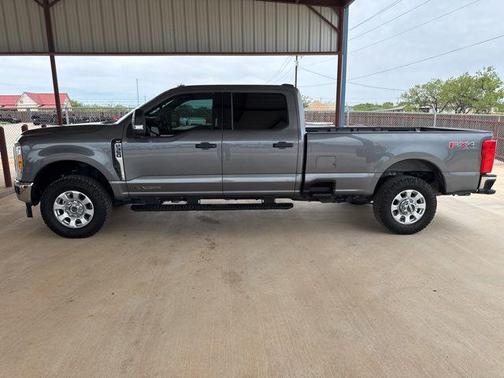Carbonized Gray Metallic 2024 Ford F-350 XLT