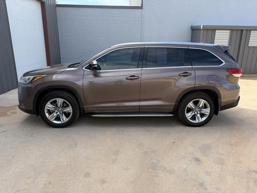 2018 Toyota Highlander Limited