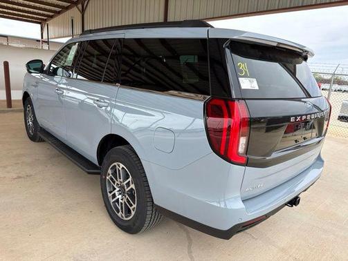 Glacier Gray Metallic Tri-Coat 2026 Ford Expedition Active