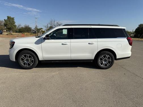 2025 Ford Expedition Max Active 4x2