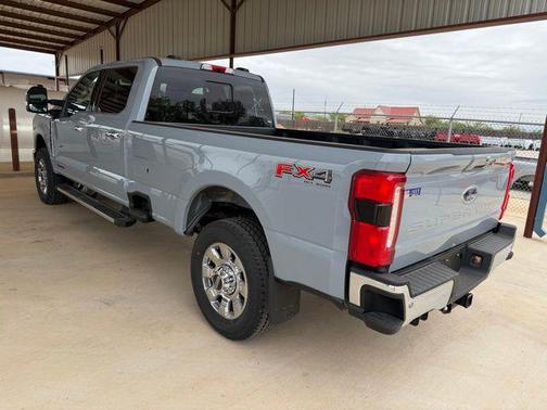 Glacier Gray Metallic Tri-Coat 2026 Ford F-350 Lariat