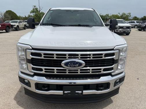 2025 Ford F-350 XLT