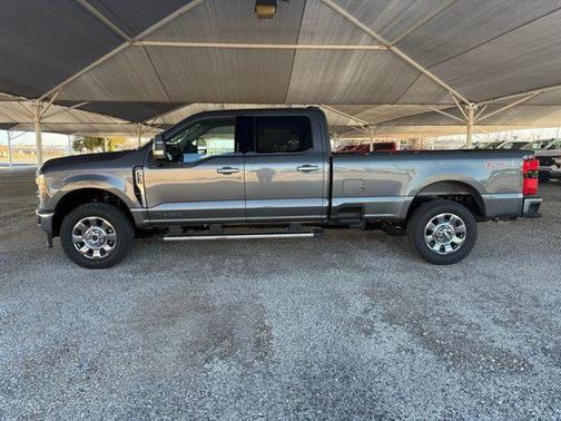 Carbonized Gray Metallic 2026 Ford F-350 Lariat