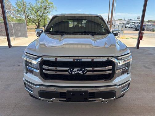 Star White Metallic Tri-Coat 2024 Ford F-150 Lariat