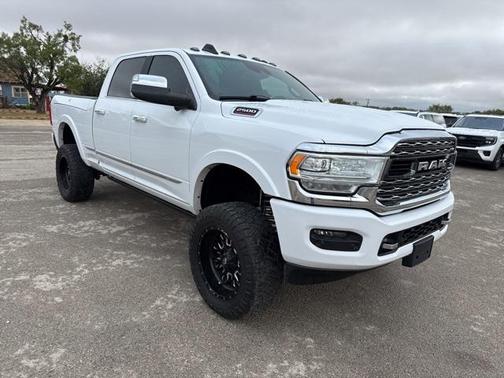 2019 RAM 2500 Limited Crew Cab 4x4 6'4' Box