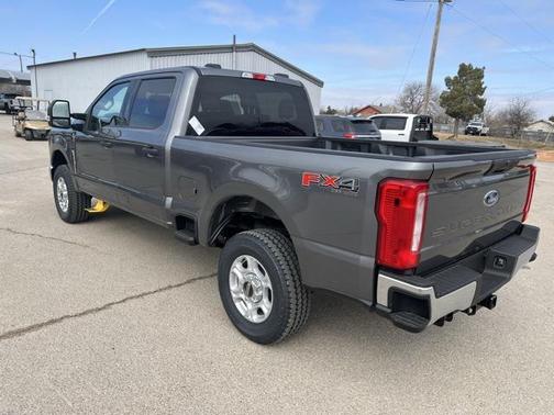 2025 Ford F-250 XLT