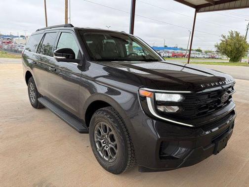 Dark Matter Gray Metallic 2026 Ford Expedition Active