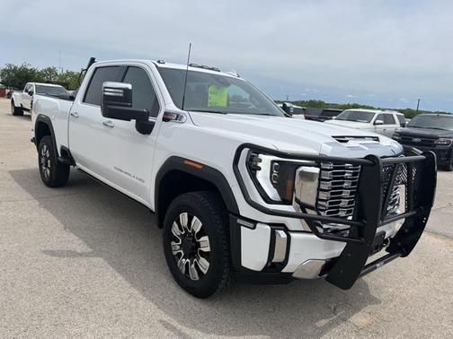 2024 GMC Sierra 2500 Denali