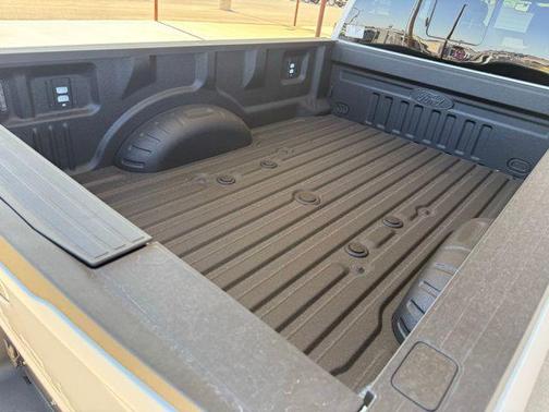 Star White Metallic Tri-Coat 2026 Ford F-350 Lariat