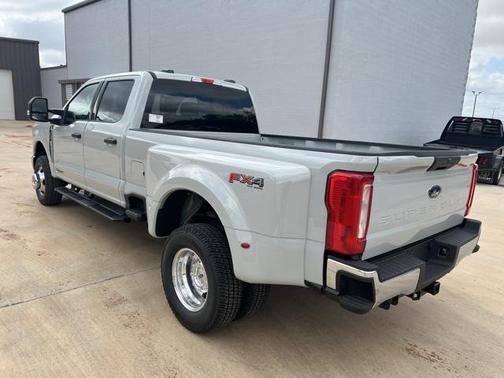 2025 Ford F-350 XLT