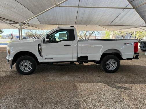Oxford White 2026 Ford F-350 XL