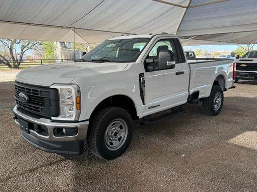 Oxford White 2026 Ford F-350 XL