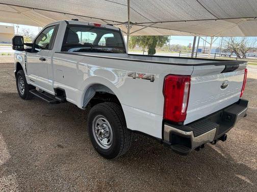 Oxford White 2026 Ford F-350 XL