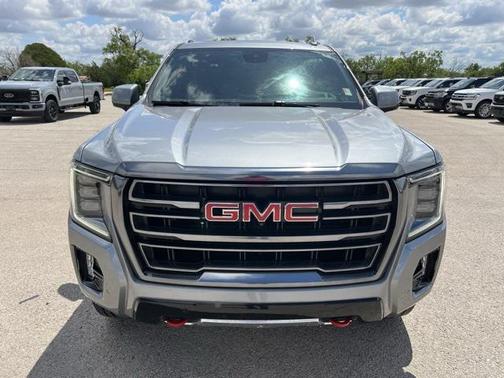 2023 GMC Yukon 4WD AT4