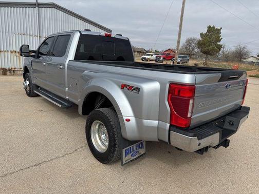 2022 Ford F-350 Lariat