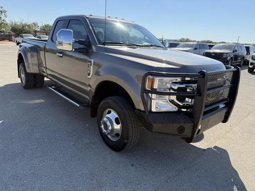 2022 Ford F-350 XL