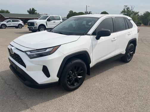 2023 Toyota RAV4 LE