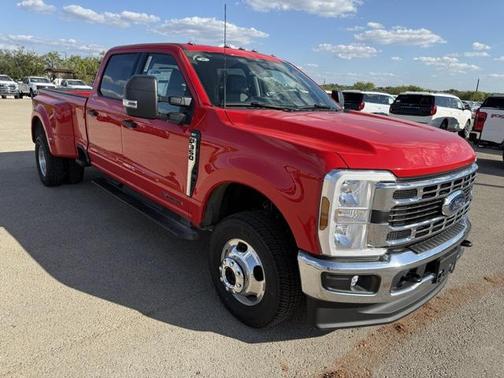 2026 Ford F-350 XLT