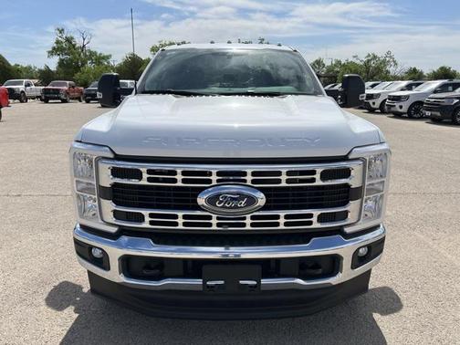 2025 Ford F-350 XLT