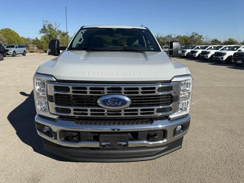 2026 Ford F-350 XLT