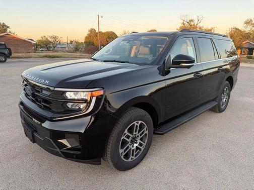 2025 Ford Expedition Max Active 4x2