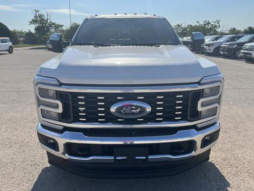 2025 Ford F-350 Lariat