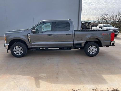 2025 Ford F-250 XLT