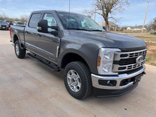 2025 Ford F-250 XLT