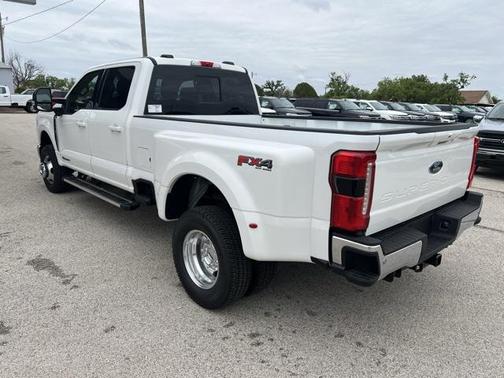2025 Ford F-350 Lariat